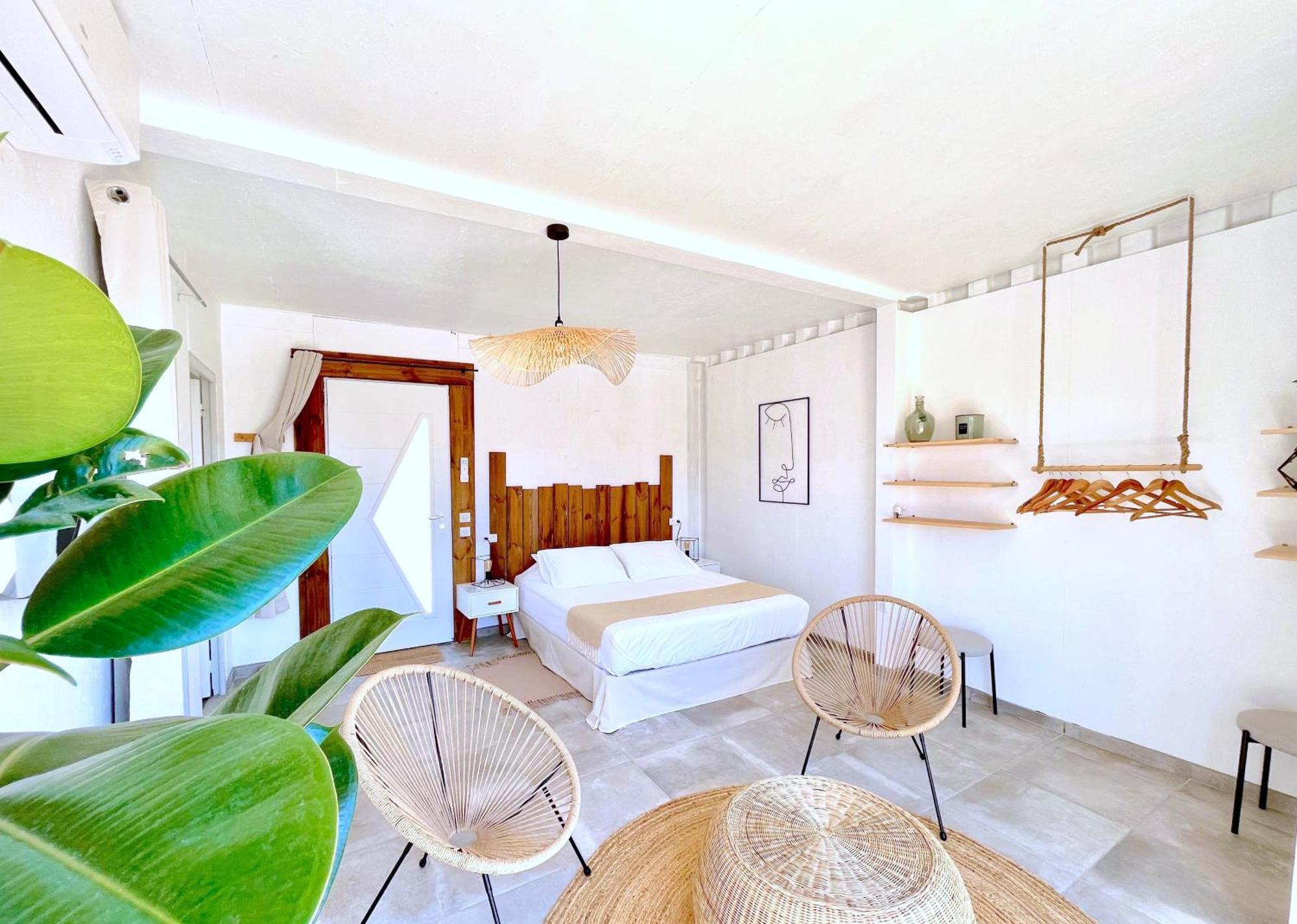 Nuiki Lodges - Chambres D'Hotes Montségur-sur-Lauzon Esterno foto
