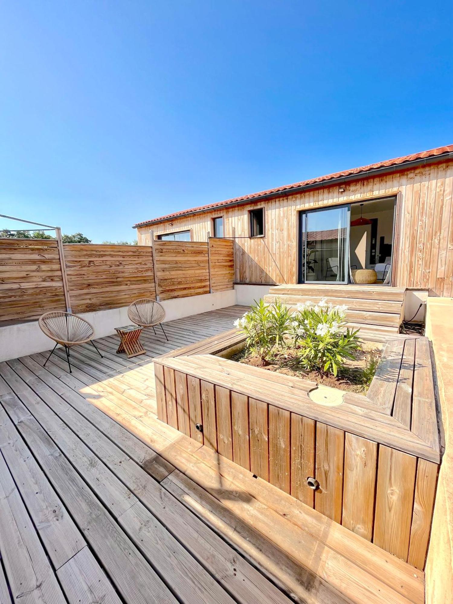 Nuiki Lodges - Chambres D'Hotes Montségur-sur-Lauzon Esterno foto